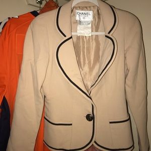 Vintage women’s Chanel blazer